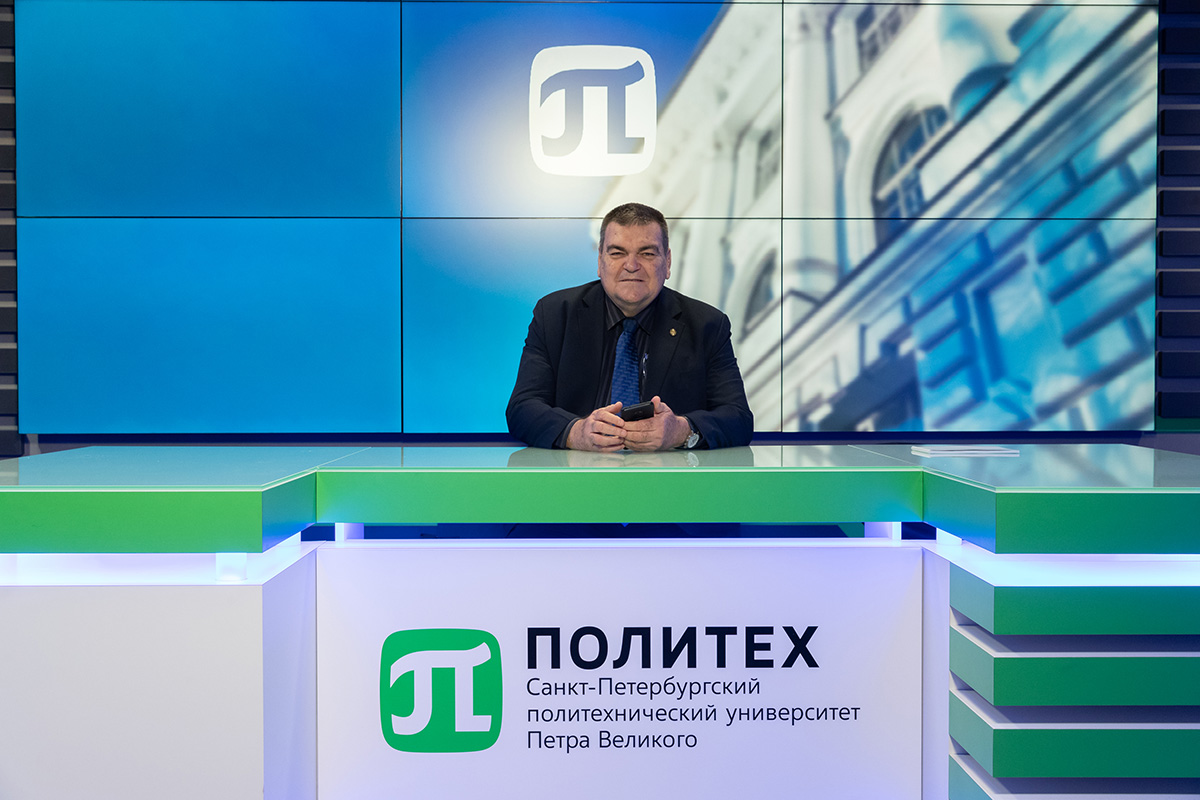 Cоветник по образованию и науке Посольства Республики Куба в РФ Густаво Хосе Кобрейро Суарес оценил телестудию СПбПУ Cоветник по образованию и науке Посольства Республики Куба в РФ Густаво Хосе Кобрейро Суарес оценил телестудию СПбПУ