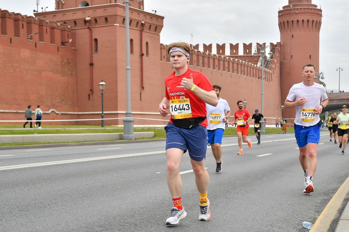 Олег Сергеев на московском марафоне