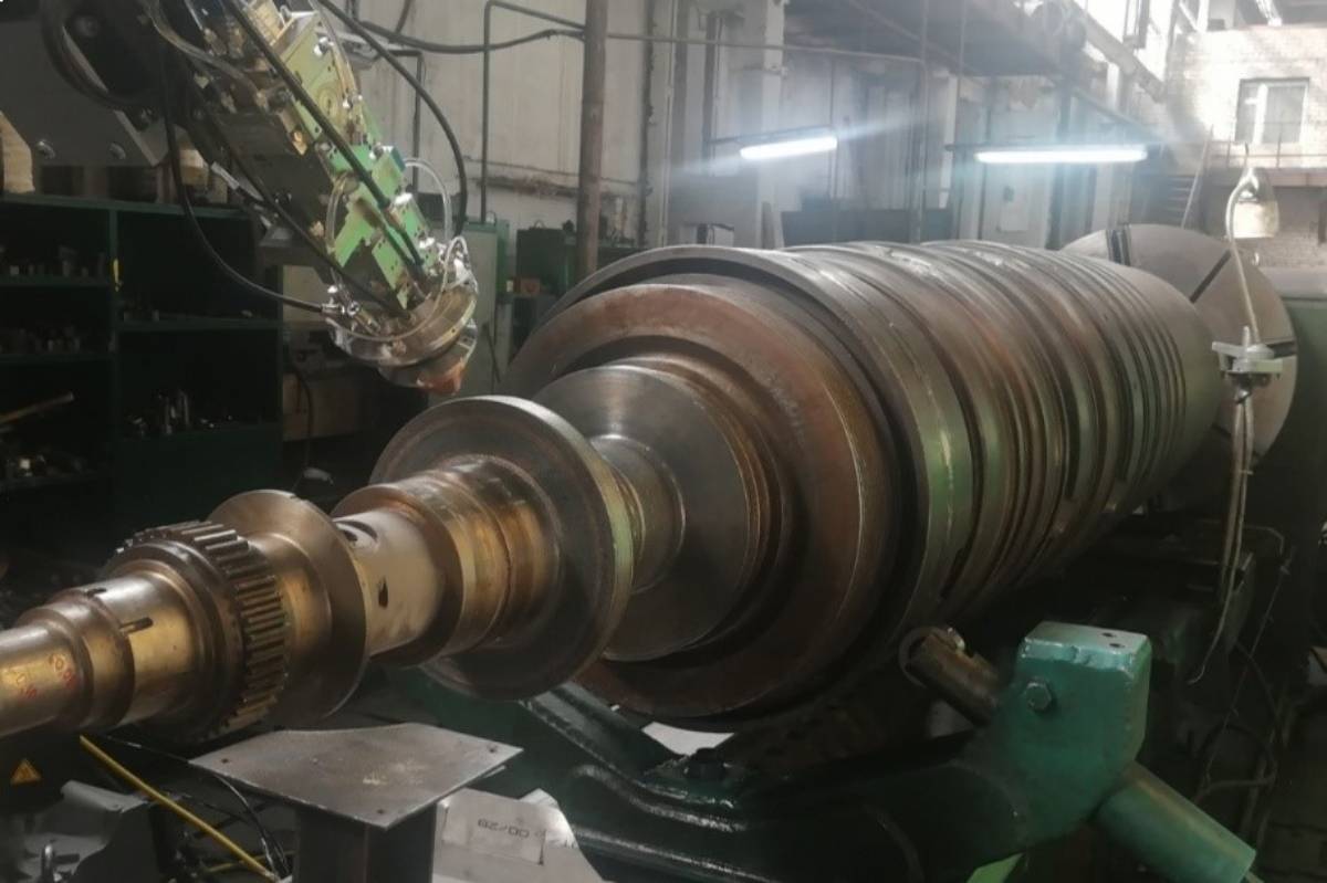 Процесс лазерной наплавки упорного диска ротора