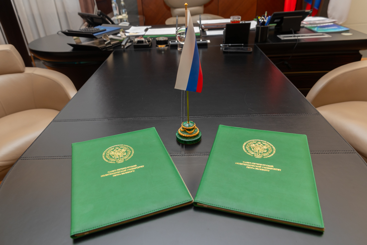 СПбПУ и войсковая часть ЗВО заключили соглашение об установлении шефских связей 