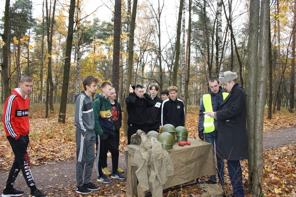 Участники военно-спортивной игры «Политехническая зарница» 