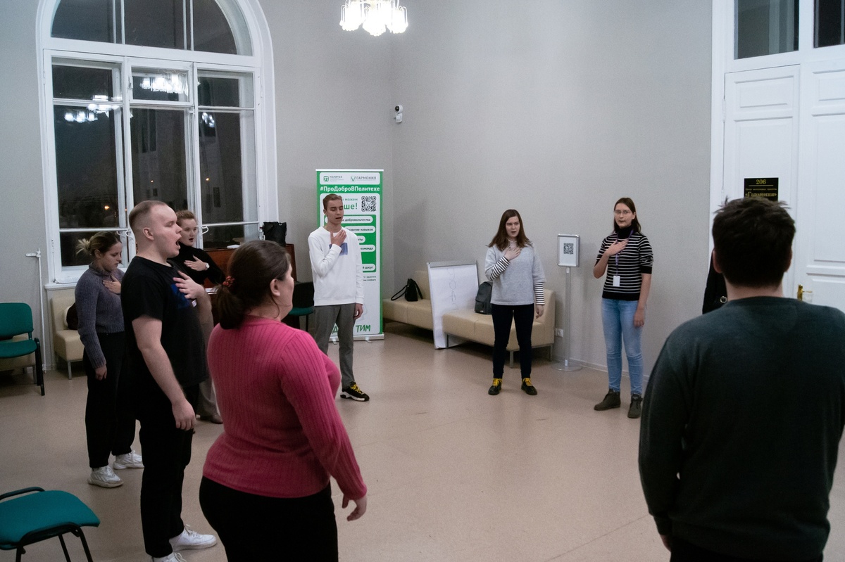 Тренинг «Искусство речи и публичных выступлений» от Школы речи и тела «АКТ» Тренинг «Искусство речи и публичных выступлений» от Школы речи и тела «АКТ»