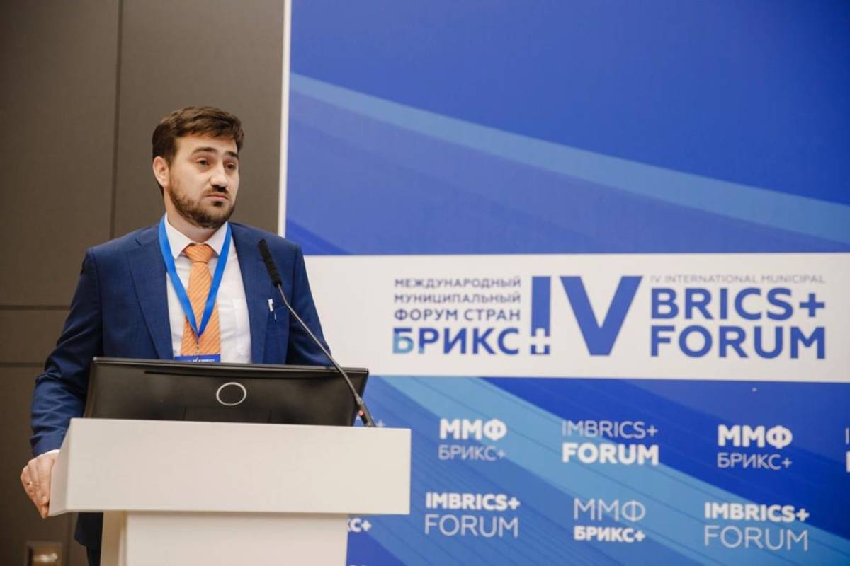 Модерировал панельную сессию «Технологическое лидерство» замруководителя Центра НТИ СПбПУ Олег Рождественский Модерировал панельную сессию «Технологическое лидерство» замруководителя Центра НТИ СПбПУ Олег Рождественский