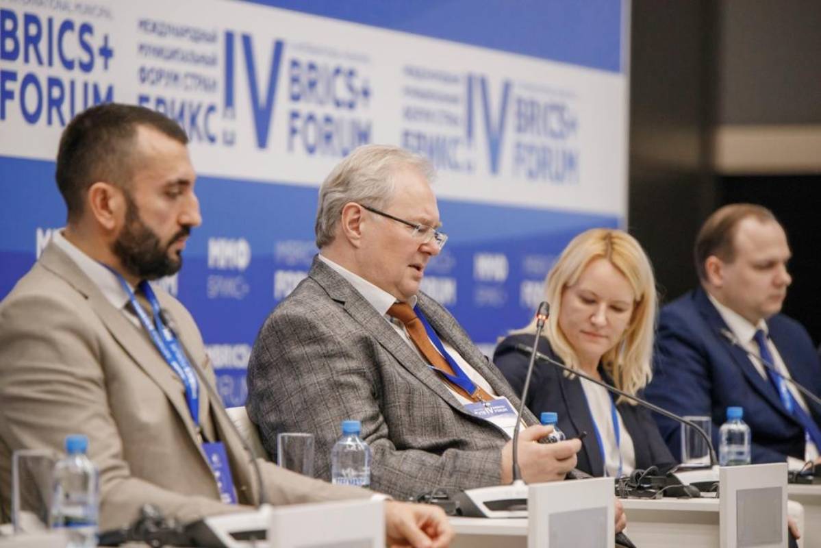 Проректор по цифровой трансформации СПбПУ Алексей Боровков принял участие в деловой программе IV ММФ БРИКС+ Проректор по цифровой трансформации СПбПУ Алексей Боровков принял участие в деловой программе IV ММФ БРИКС+
