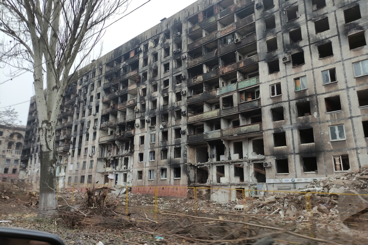 Мариуполь встретил печальным зрелищем 