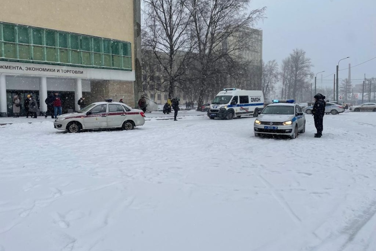Антитеррористические учения прошли в здании ИПМЭиТ СПбПУ на улице Новороссийской, и прилегающей территории 