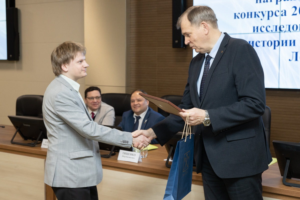 Среди победителей во всех категориях оказались представители Политеха. На фото — доцент Высшей школы международных отношений ГИ СПбПУ Илья Сидорчук 