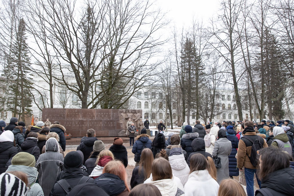 27 января 2023 года, спустя 79 лет после полного освобождения Ленинграда от фашистской блокады, состоялся митинг у Памятника погибшим политехникам 