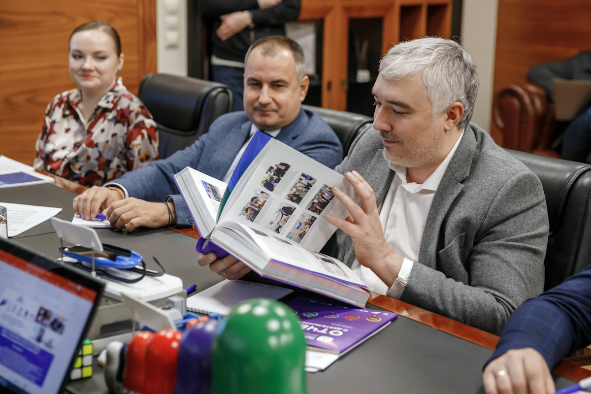 Демонстрация отчета о деятельности Центра НТИ СПбПУ за 5 лет Демонстрация отчета о деятельности Центра НТИ СПбПУ за 5 лет