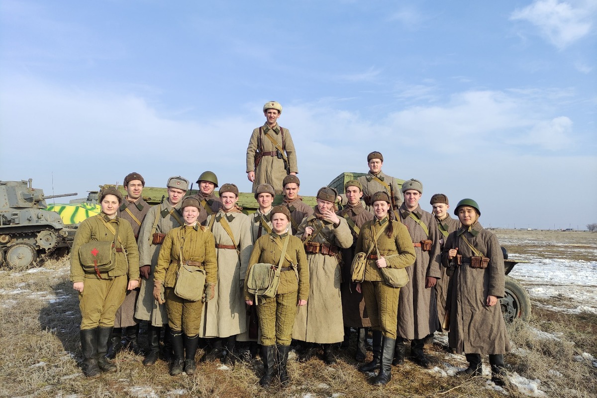 Студенты СПбПУ и активисты ВИК «Наш Политех» приняли участие в военно-историческом фестивале «Zа Сталинград!» 