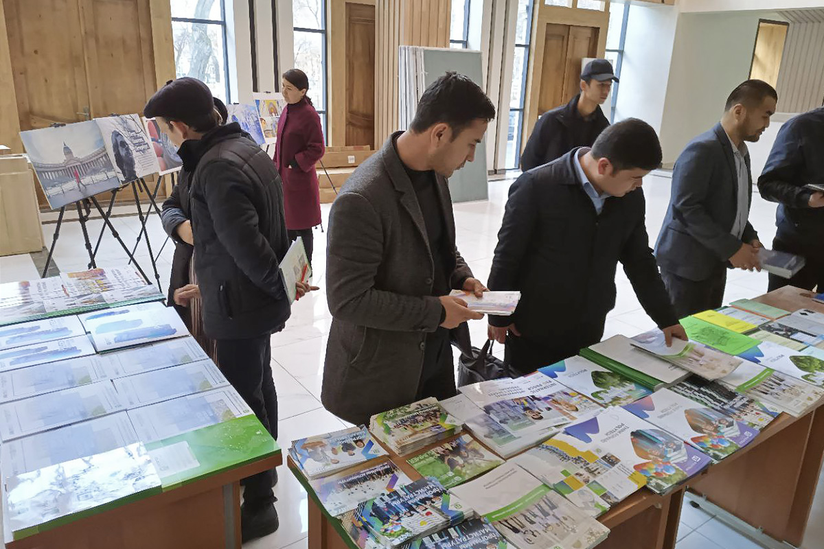 Представители СамГУ познакомились с учебно-методическими материалами СПбПУ 