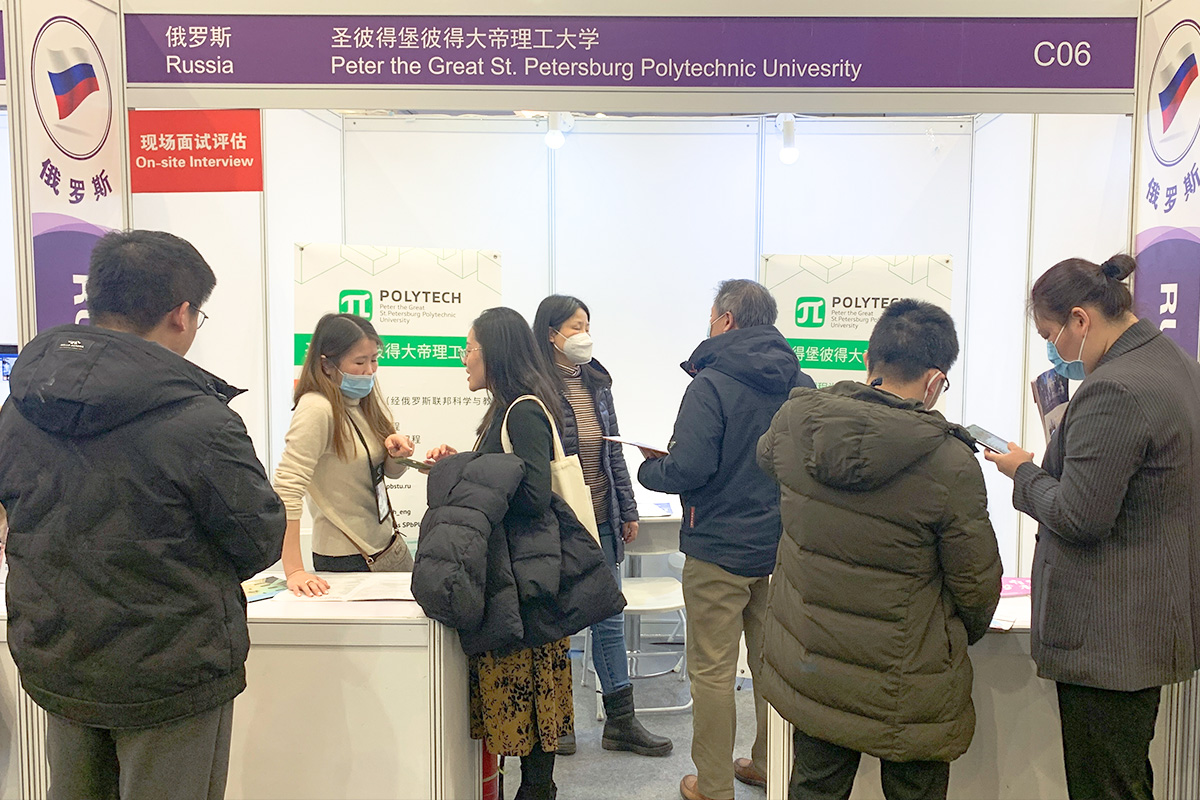 К стенду СПбПУ на China Education Expo выстраивались очереди 