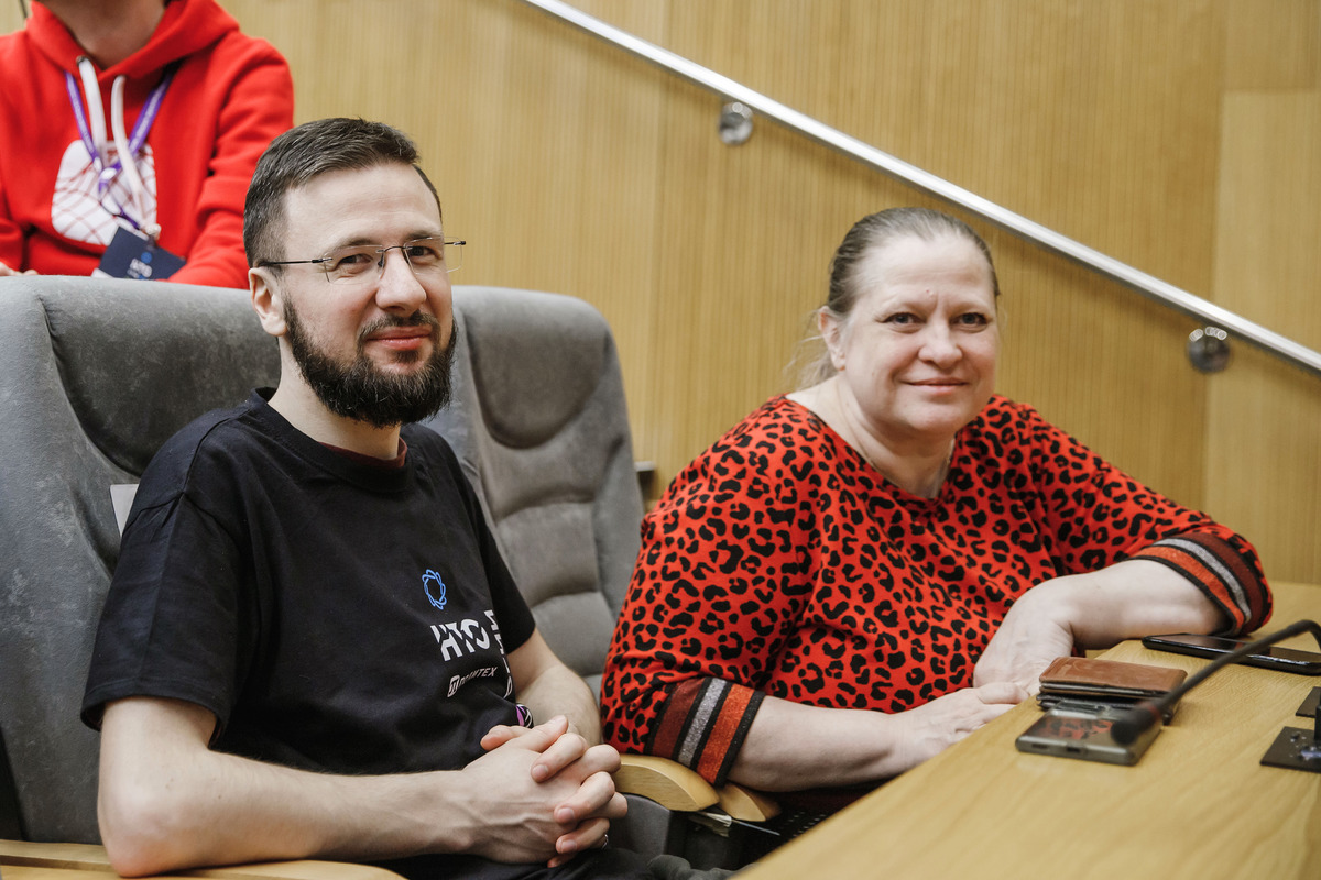 Марина Болсуновская и Георгий Васильянов на открытии финального этапа олимпиады 