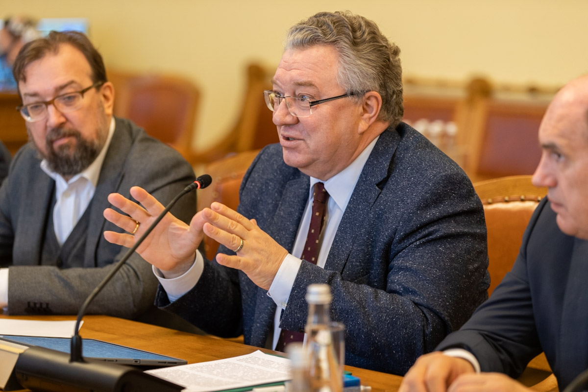 Ректор Политеха Андрей Рудской рассказал о перспективных разработках в области экологии человека Ректор Политеха Андрей Рудской рассказал о перспективных разработках в области экологии человека
