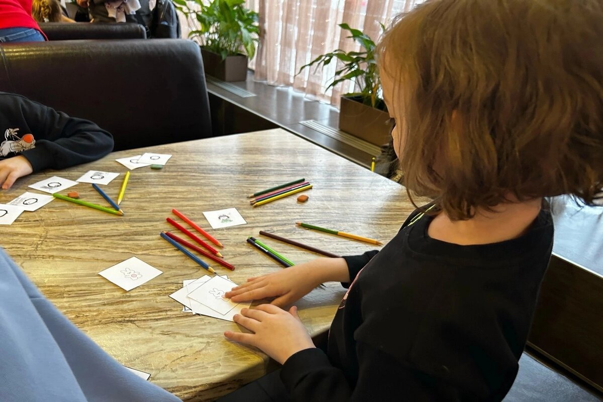 Старшие ребята пробовали создавать анимированную книгу 