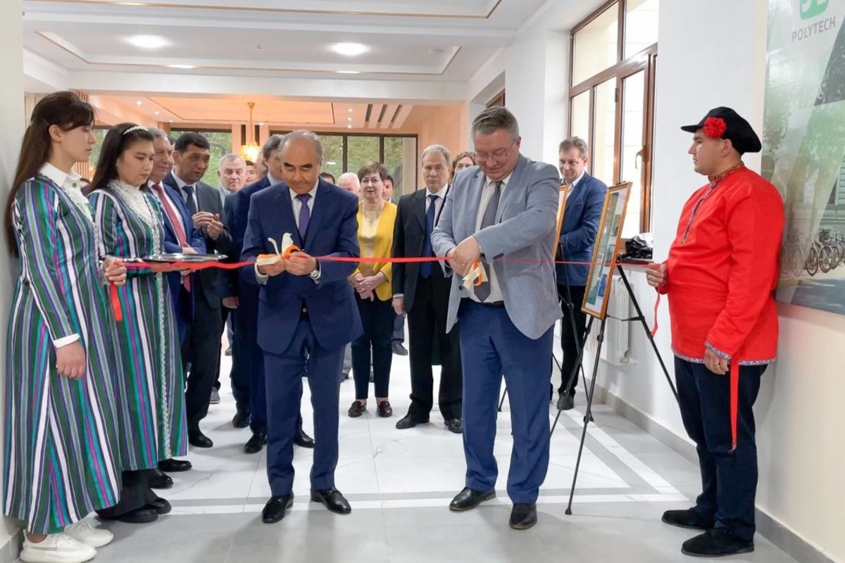 Ректор СПбПУ Андрей Рудской и ректор СамГУ Рустам Халмурадов открыли совместный научно-образовательный технологический центр Ректор СПбПУ Андрей Рудской и ректор СамГУ Рустам Халмурадов открыли совместный научно-образовательный технологический центр