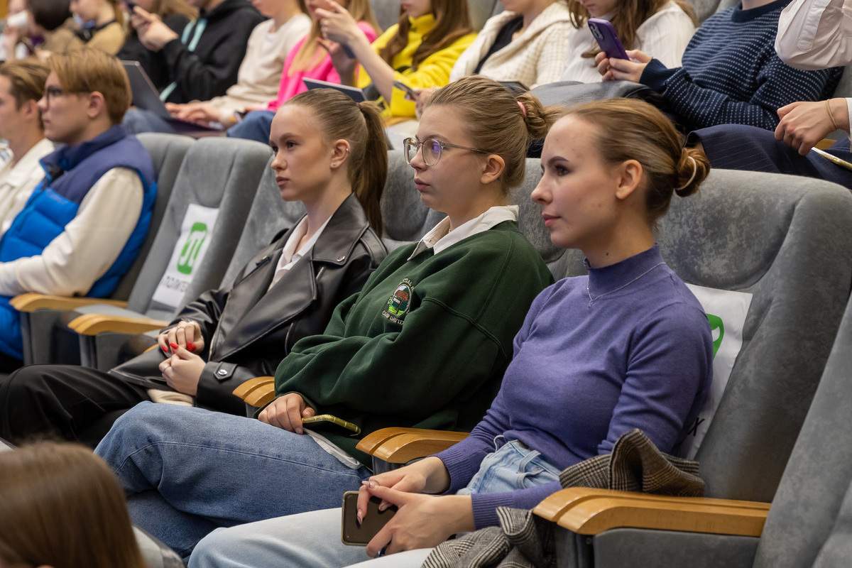 В Политехе на очном этапе конкурса собрались студенты из 16 вузов десяти российских городов 