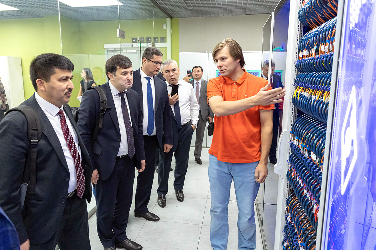 Знакомство с работой СКЦ «Политехнический» Знакомство с работой СКЦ «Политехнический»
