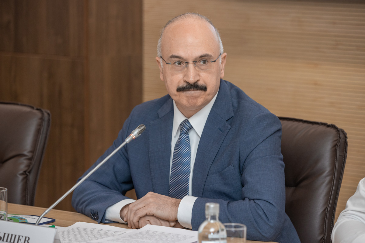 Председатель комитета Государственной Думы по науке и высшему образованию Сергей Кабышев 