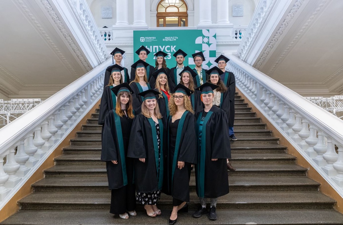 Золотые медалисты-2023