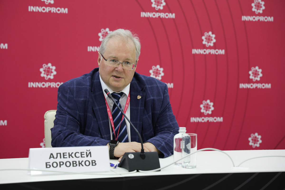 Проректор по цифровой трансформации СПбПУ Алексей Боровков 