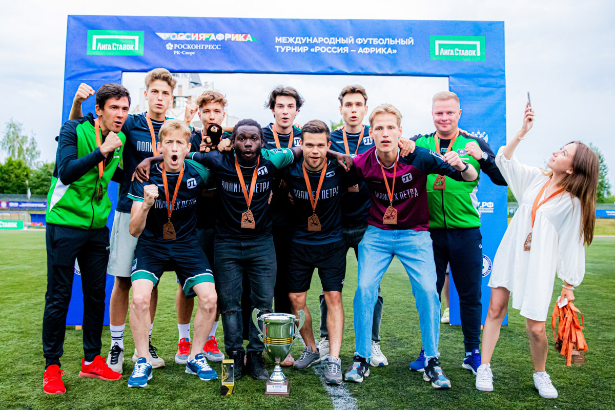 На церемонии награждения 