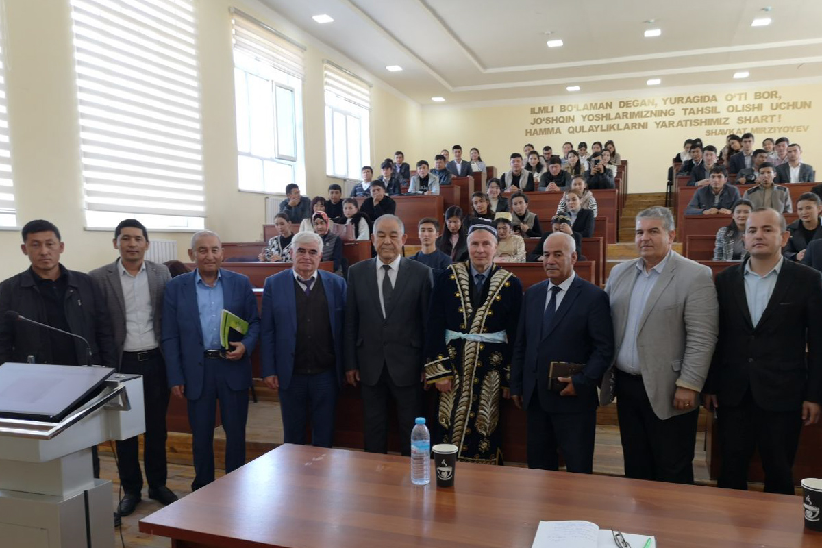 Встреча с профессорами, студентами, аспирантами КарГУ 