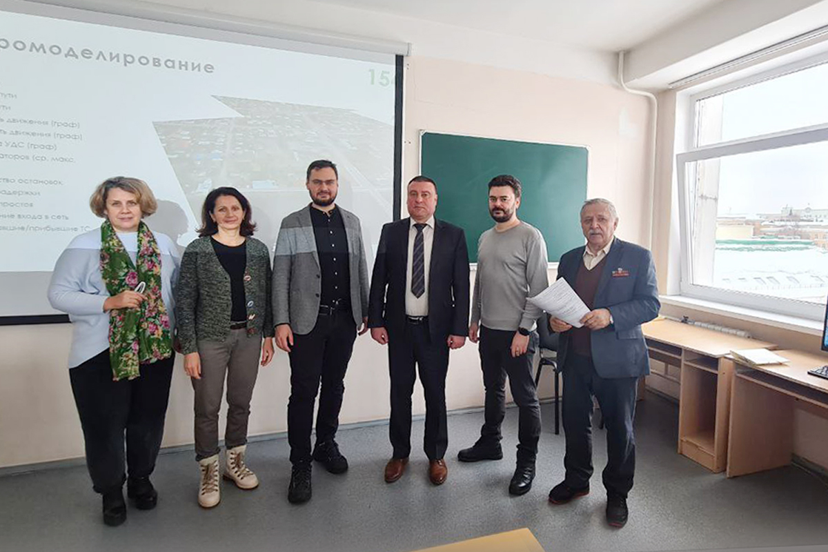 Представители Института машиностроения, материалов и транспорта Представители Института машиностроения, материалов и транспорта