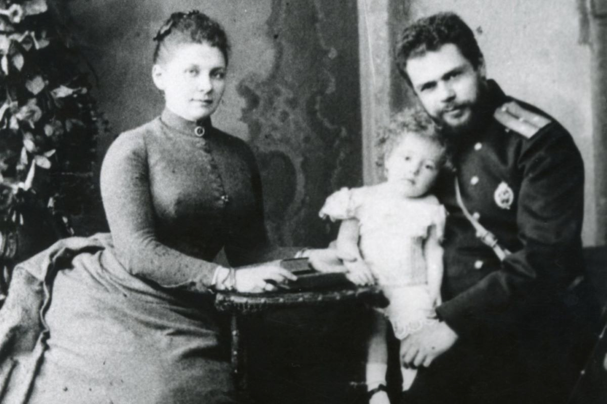 Андрей Гагарин с семьёй Андрей Гагарин с семьёй
