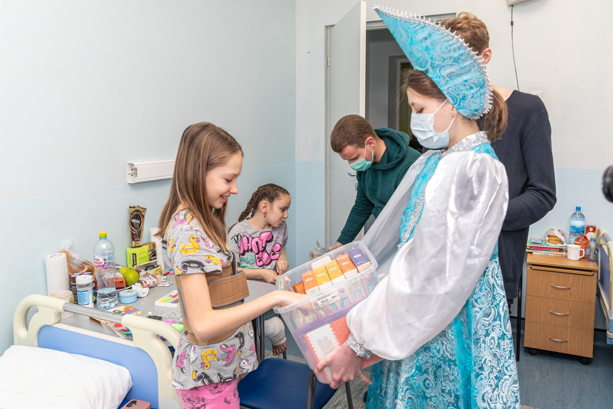 Неравнодушные политехники бережно собирали подарки для ребят в течение двух недель 