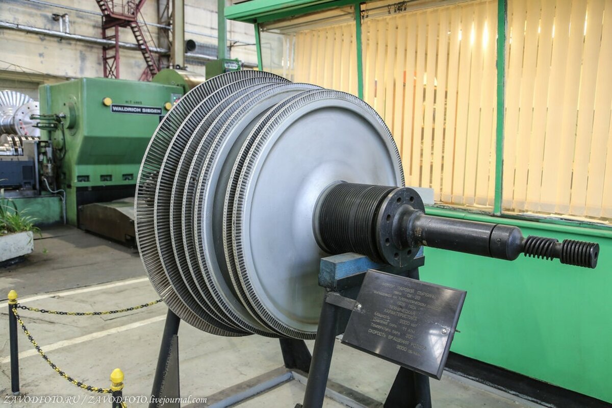 Ротор первой отечественной паровой турбины типа ОК-20 