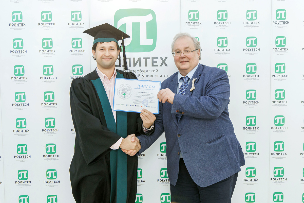Выпускник программы EMBA Руслан Талипов 