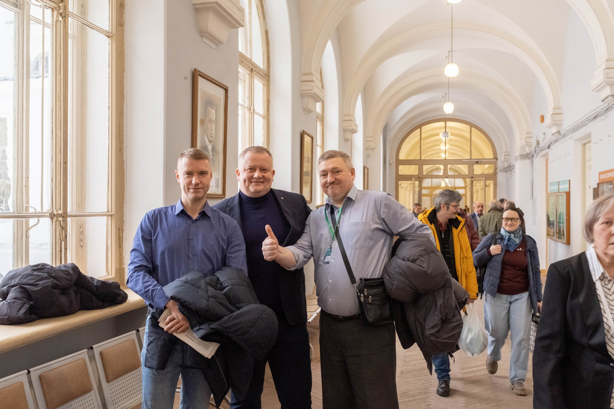 Выпускники рады снова пройти по коридорам Политеха 