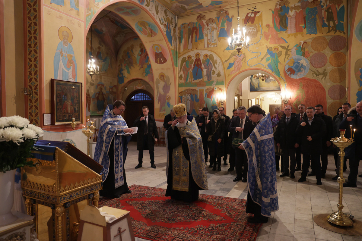 Благодарственный молебен Благодарственный молебен