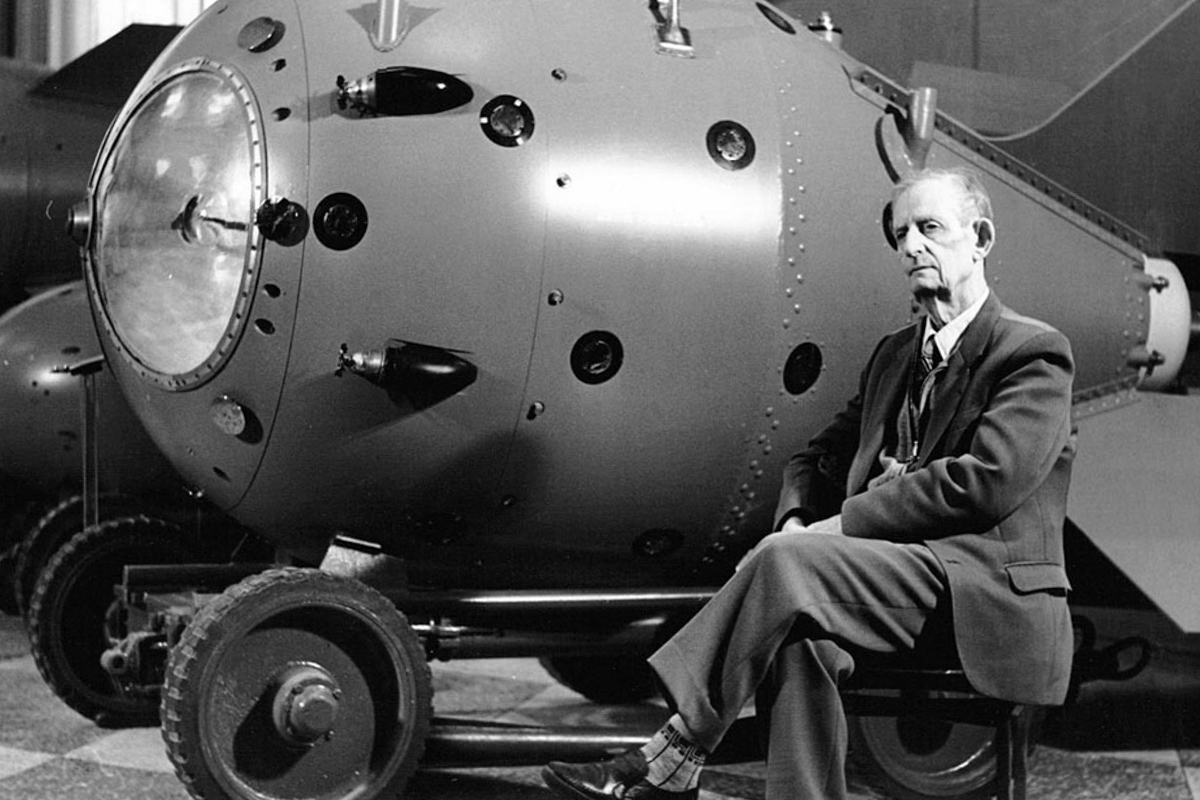 Юлий Борисович Харитон и атомная бомба РДС-1 Юлий Борисович Харитон и атомная бомба РДС-1