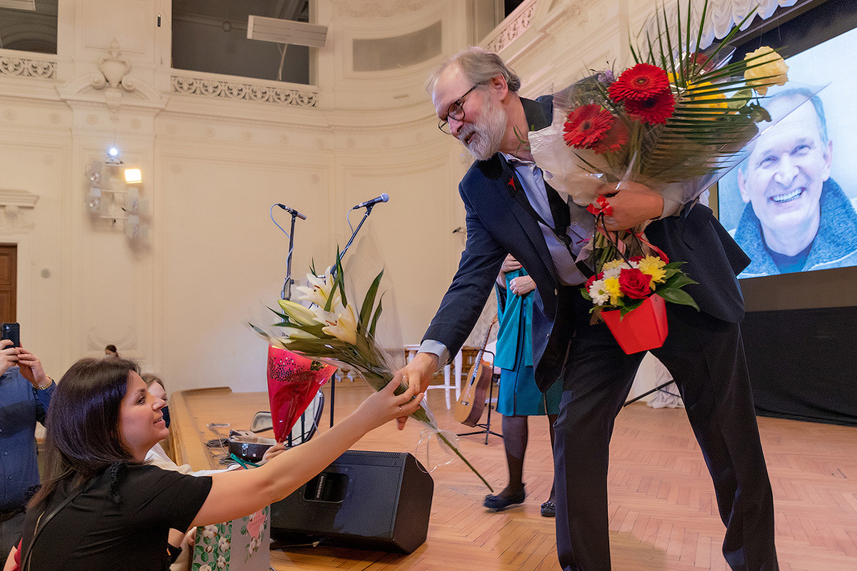 Фёдор Добронравов в Белом зале 