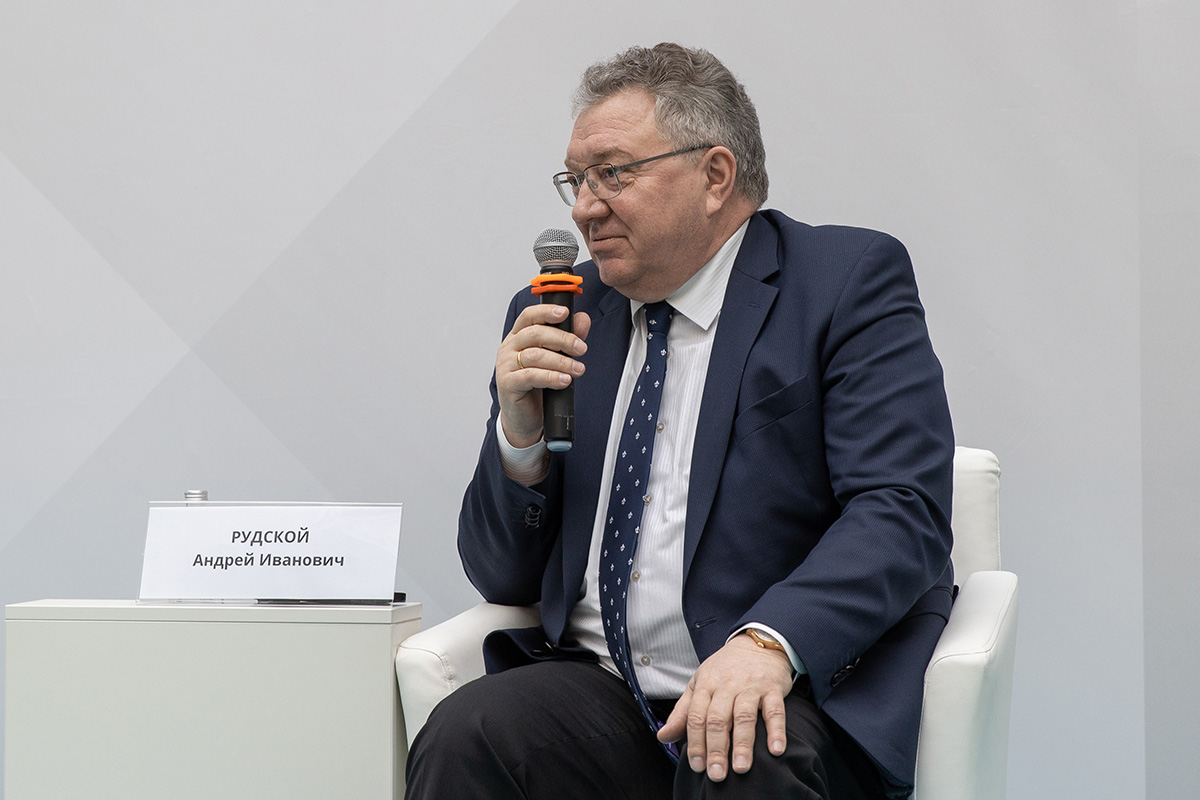 Андрей Рудской принял участие в пленарном заседании ПМОФ 2024 