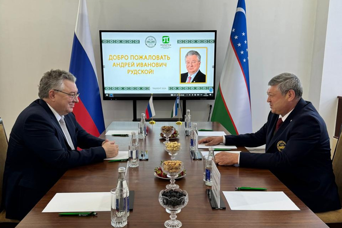 Ректор СПбПУ Андрей Рудской и ректор ТГТУ Садриддин Турабджанов