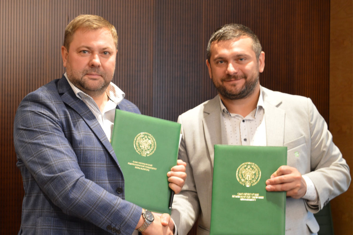 Участники встречи в рамках заключения соглашения между Политехом и Петербургским энергетическим институтом повышения квалификации 
