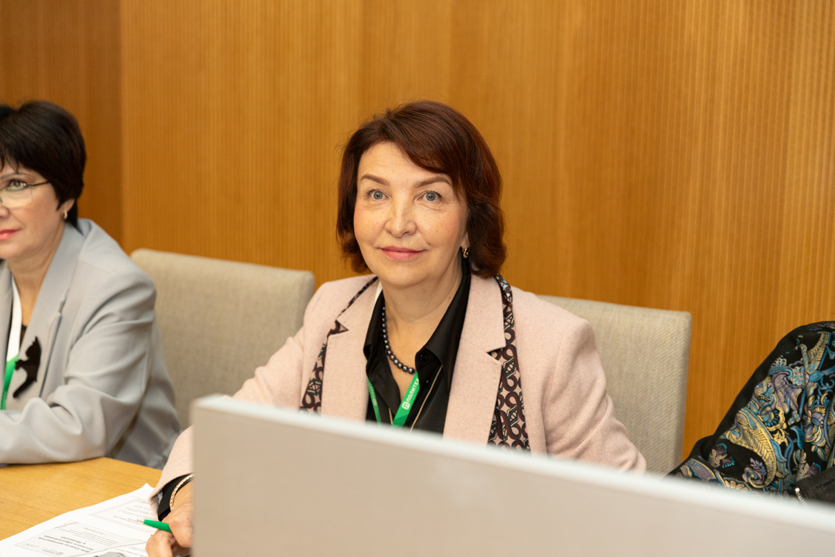 Энзе Идиатуллина Энзе Идиатуллина