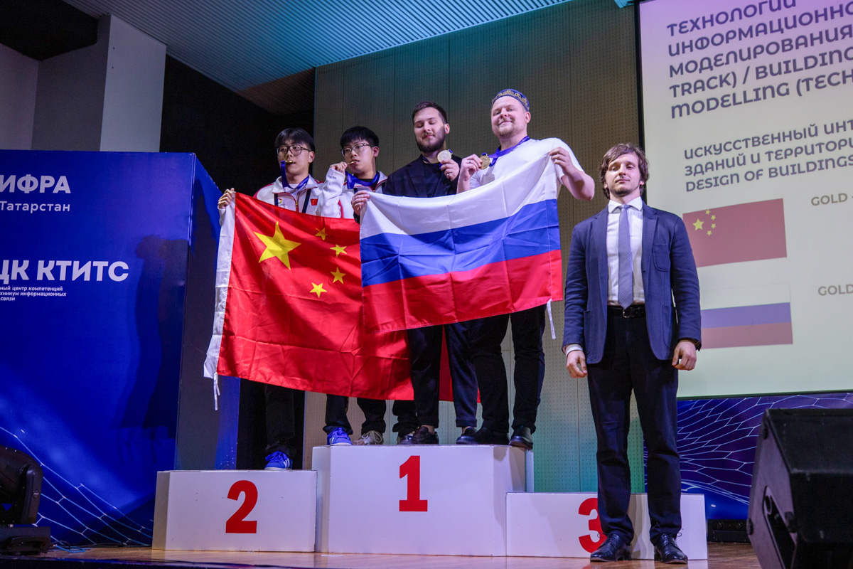 Студент Политеха стал победителем международного чемпионата BRICS Future Skills & Tech Challenge 2024. Дмитрий Жарков в центре Студент Политеха стал победителем международного чемпионата BRICS Future Skills & Tech Challenge 2024. Дмитрий Жарков в центре