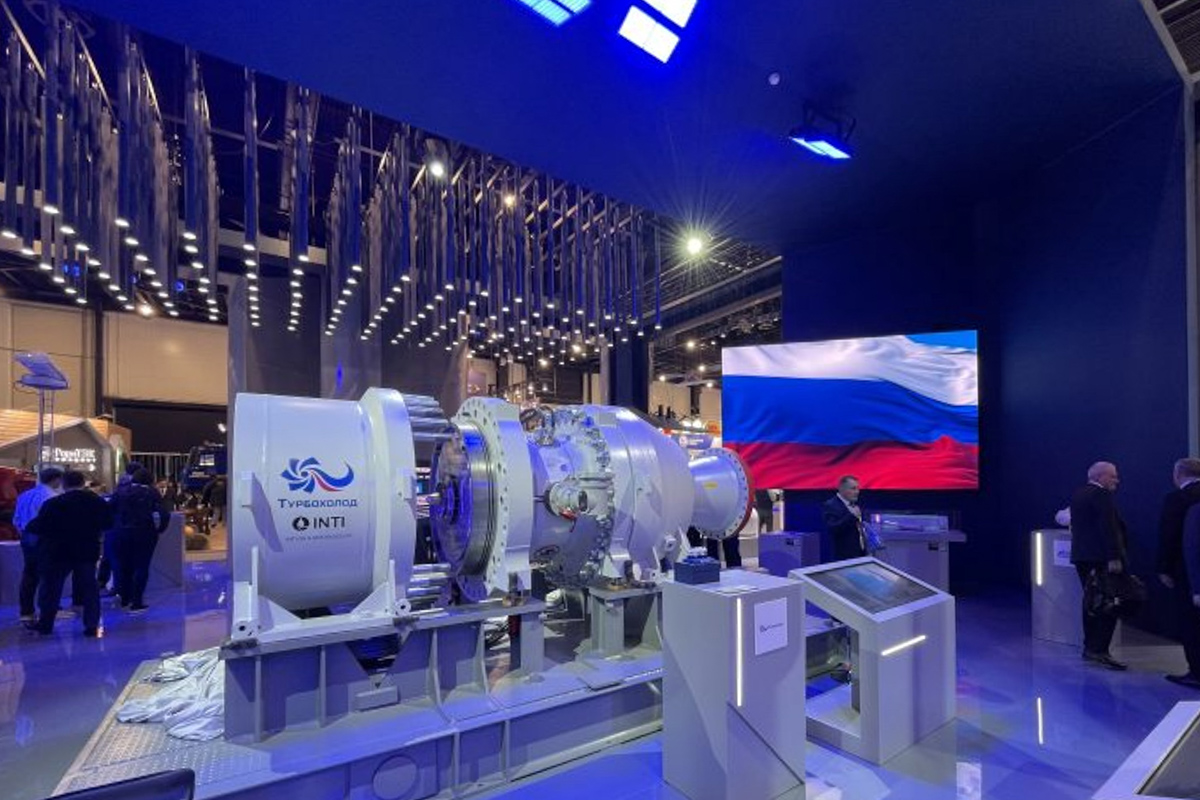 Турбодетандерный агрегат для заводов СПГ с центробежным компрессором