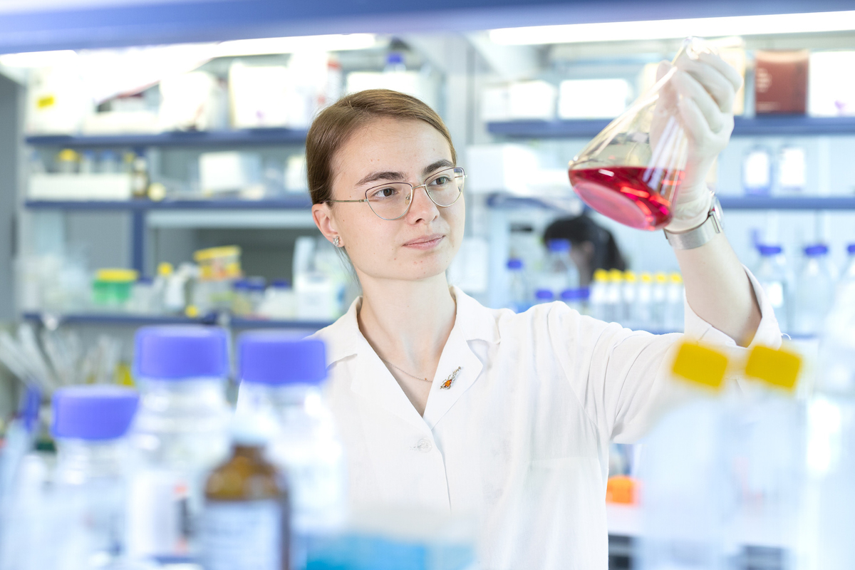 Учёные Политеха сделали ещё один шаг к созданию лекарства от болезни Альцгеймера