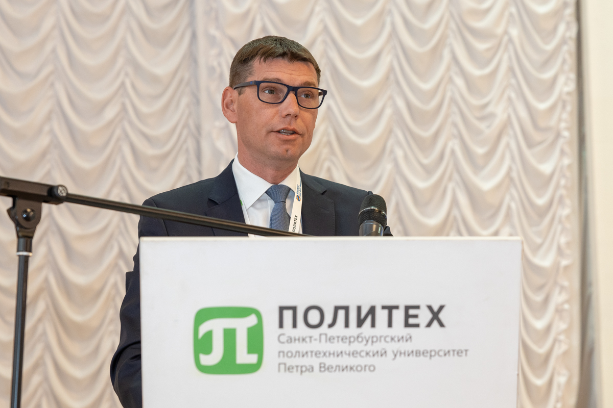 Сергей Кондратьев Сергей Кондратьев