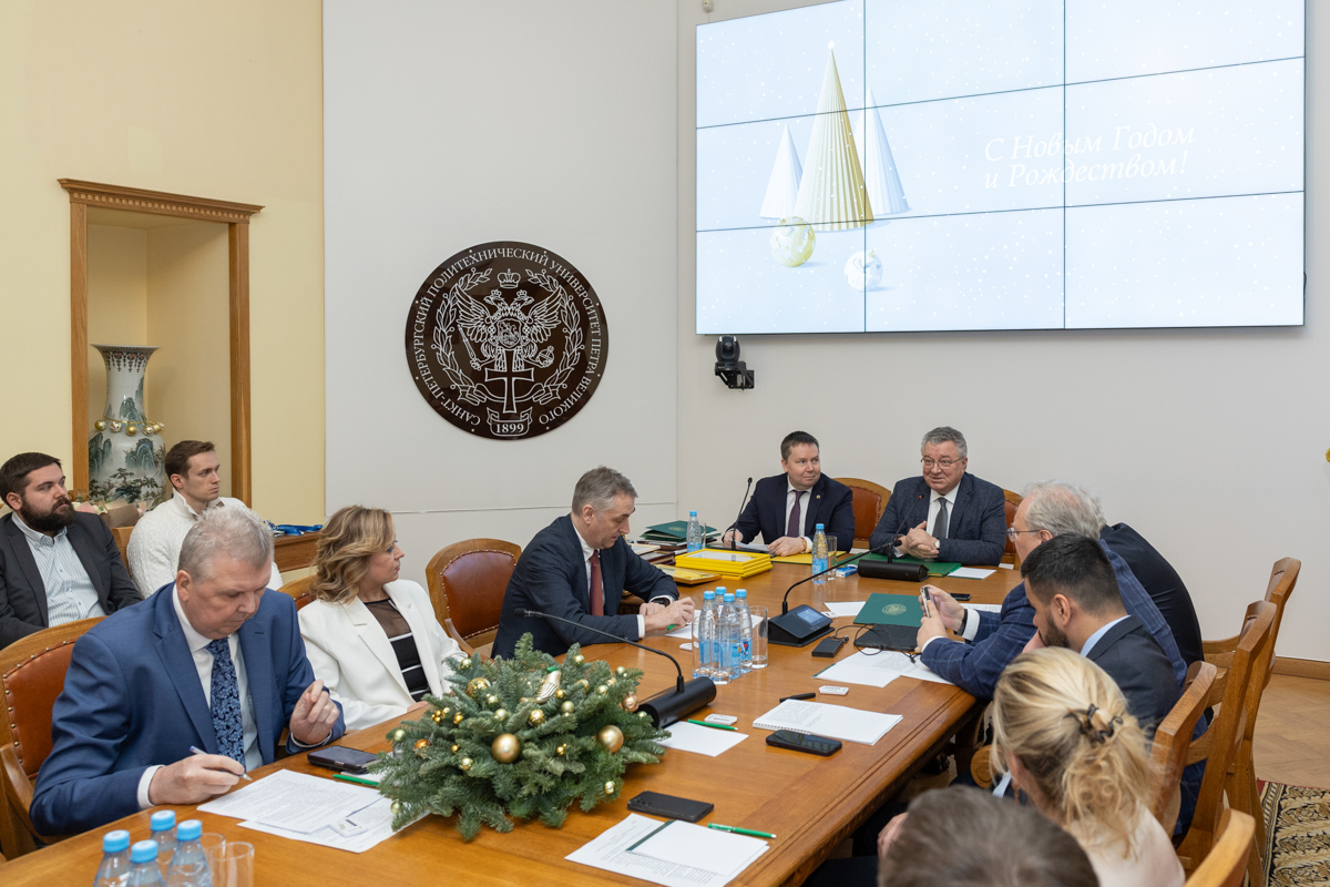 Предновогоднее заседание Учёного совета 