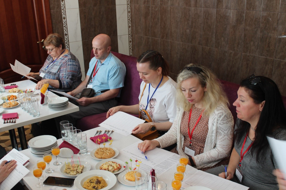 Профессиональную экспертизу студенческих проектов выполнила специальная комиссия 