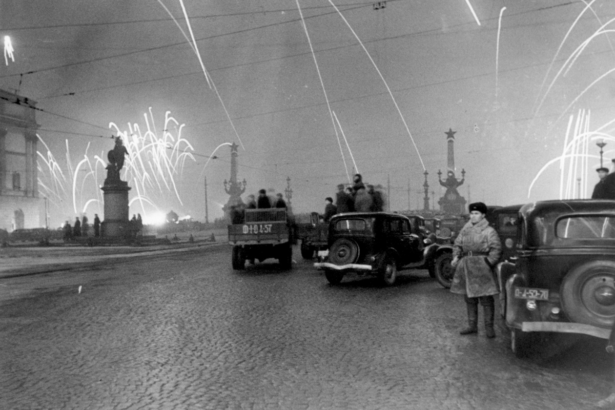 Фото: Центральный государственный архив кинофотофонодокументов Санкт-Петербурга (ЦГАКФФД СПб) 