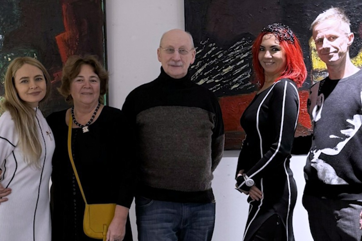 Ученики и коллеги Елены Арцутановой открыли выставку память о ней 