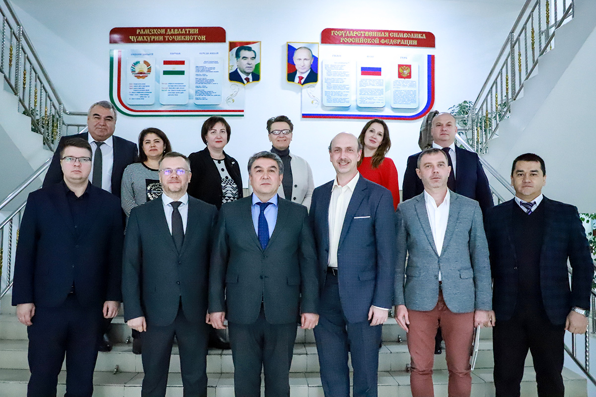 переподготовки учителей. 