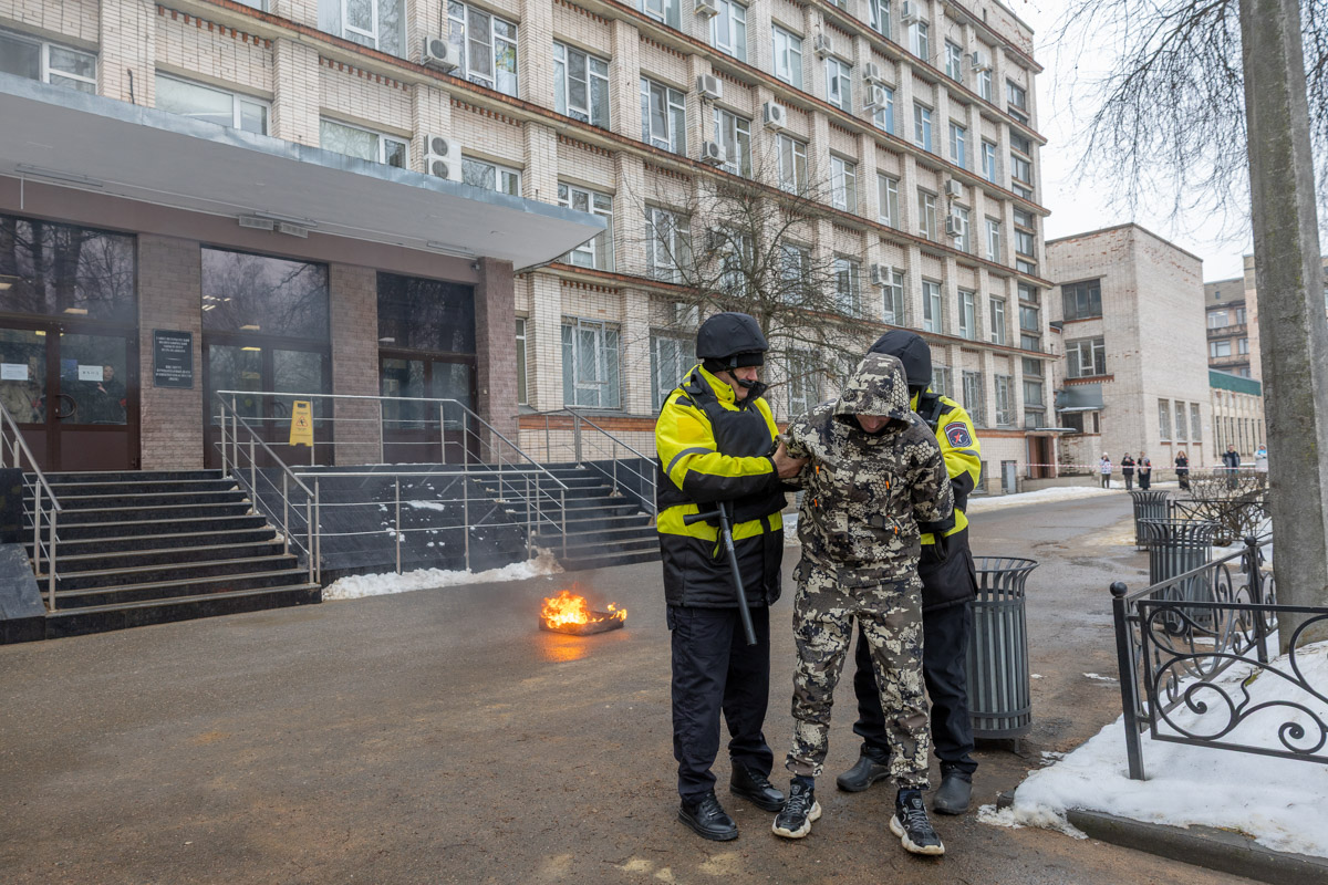 «Злоумышленника» быстро задержали 